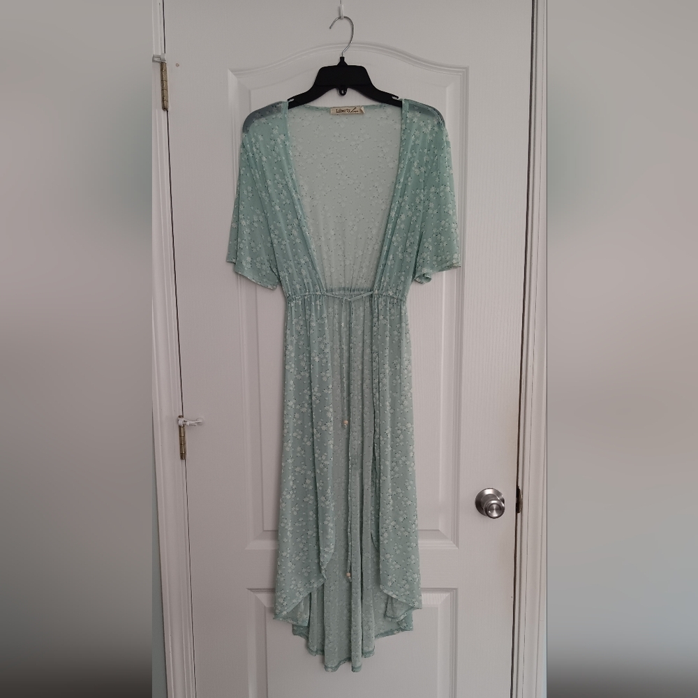 Liberty Love Mint Floral High-Low Kimono